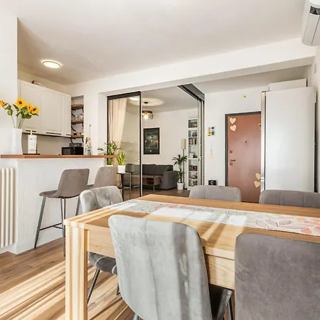 Lejlighed Guesthost - Bright Near Mestre Station Venedig