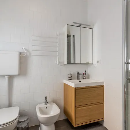 Guesthost - Bright Near Mestre Station * Venedig